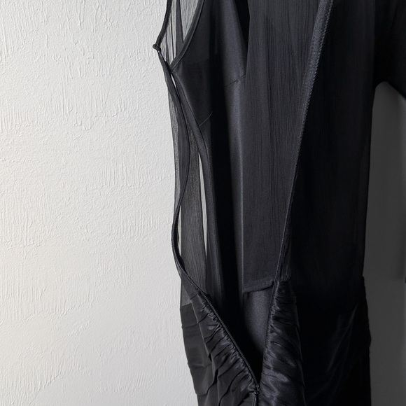 LAUNDRY By Shelli Segal Elegant Black Silk Dress Size 6 Women’s - Picture 10 of 16